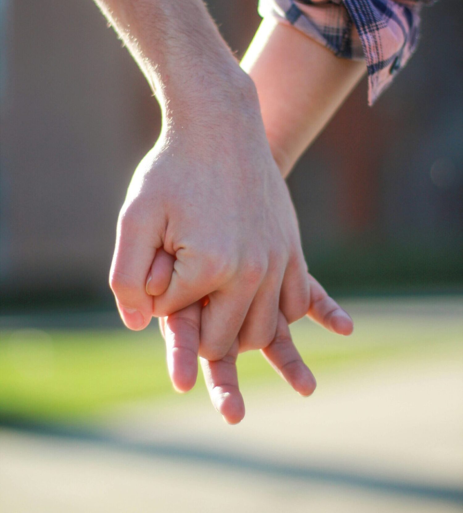 5 Mistakes Armenians Make on Dating Apps (And How to Stop Sabotaging Your Love Life)